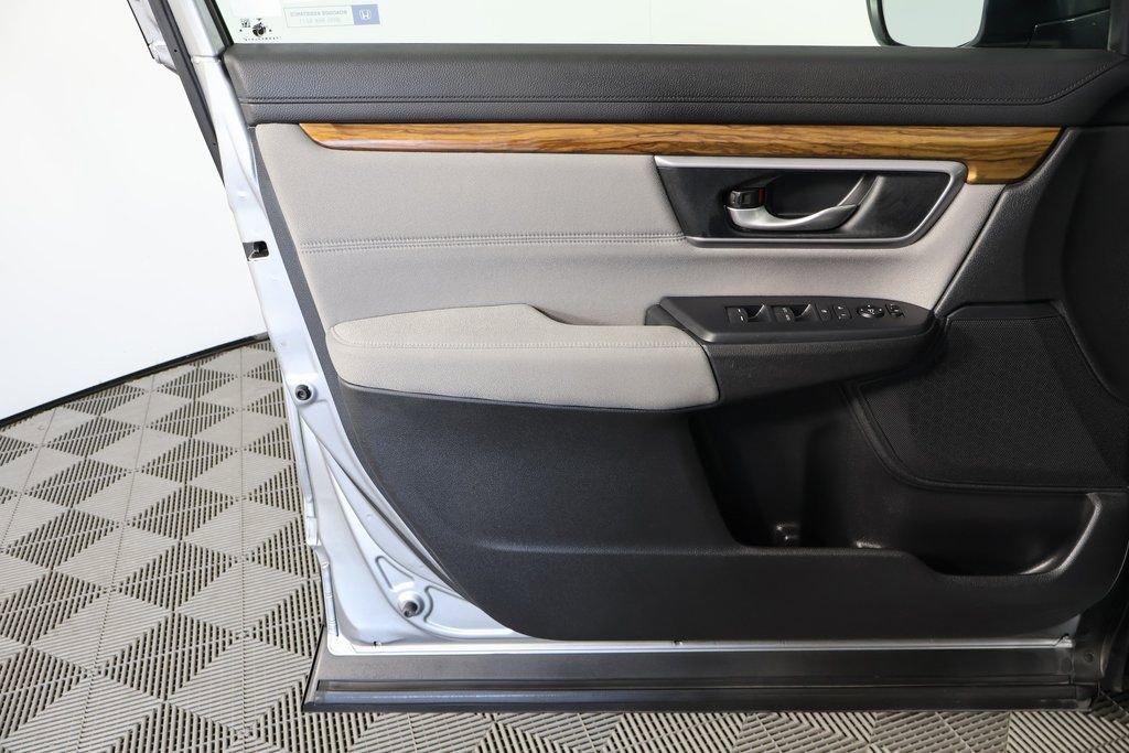 Used 2017 Honda CR-V EX image 12