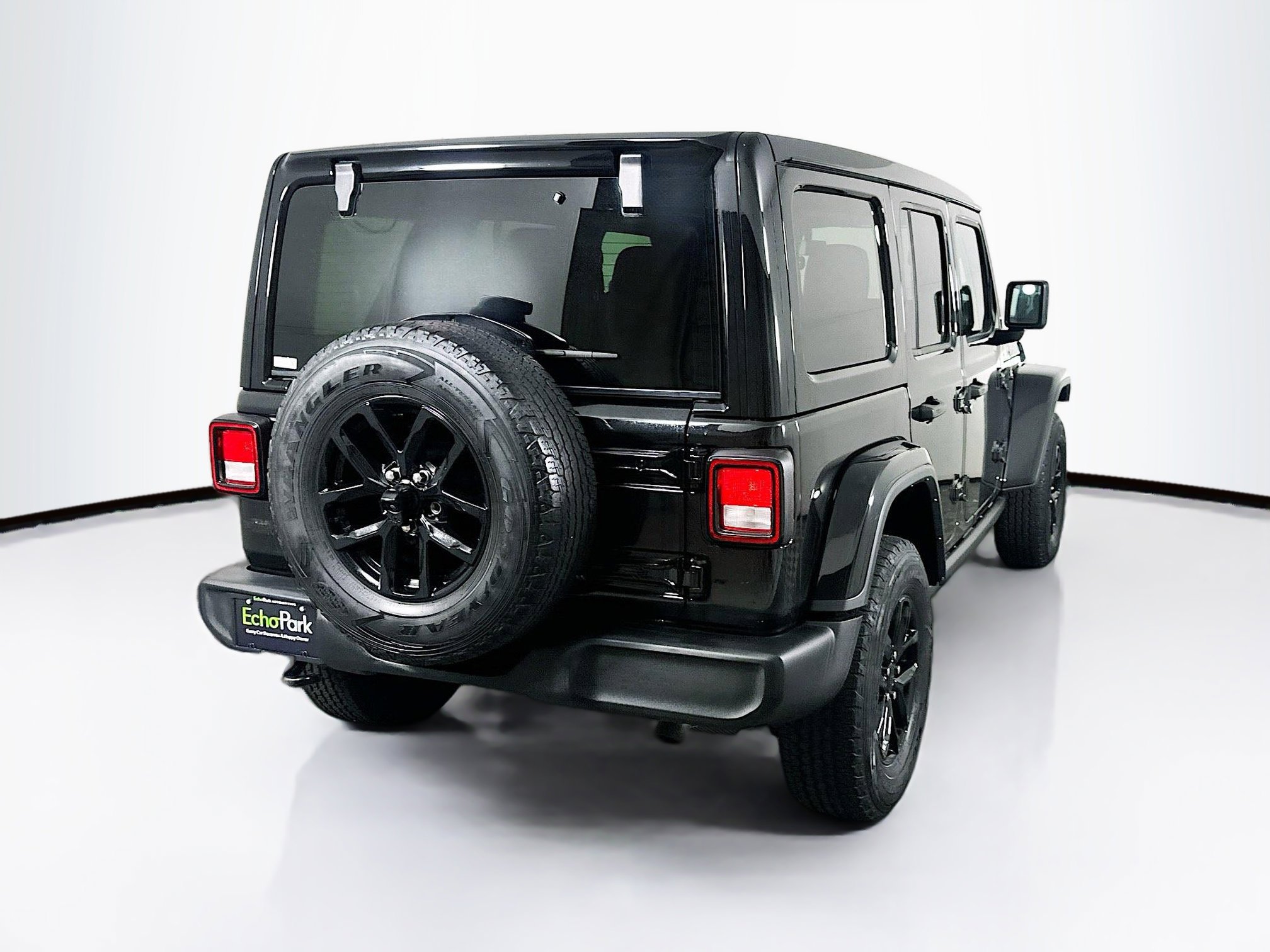 Used 2023 Jeep Wrangler Unlimited Sport AWD/4WD image 9