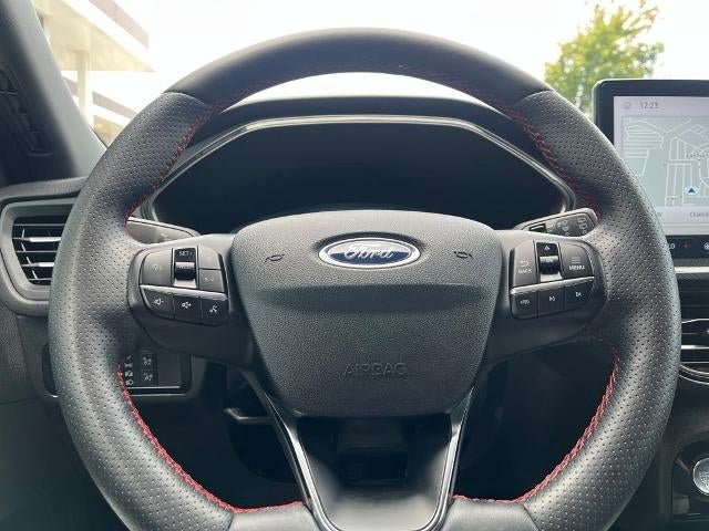 Certified 2024 Ford Escape ST-Line Elite w/ Premium Technology Package AWD/4WD image 25