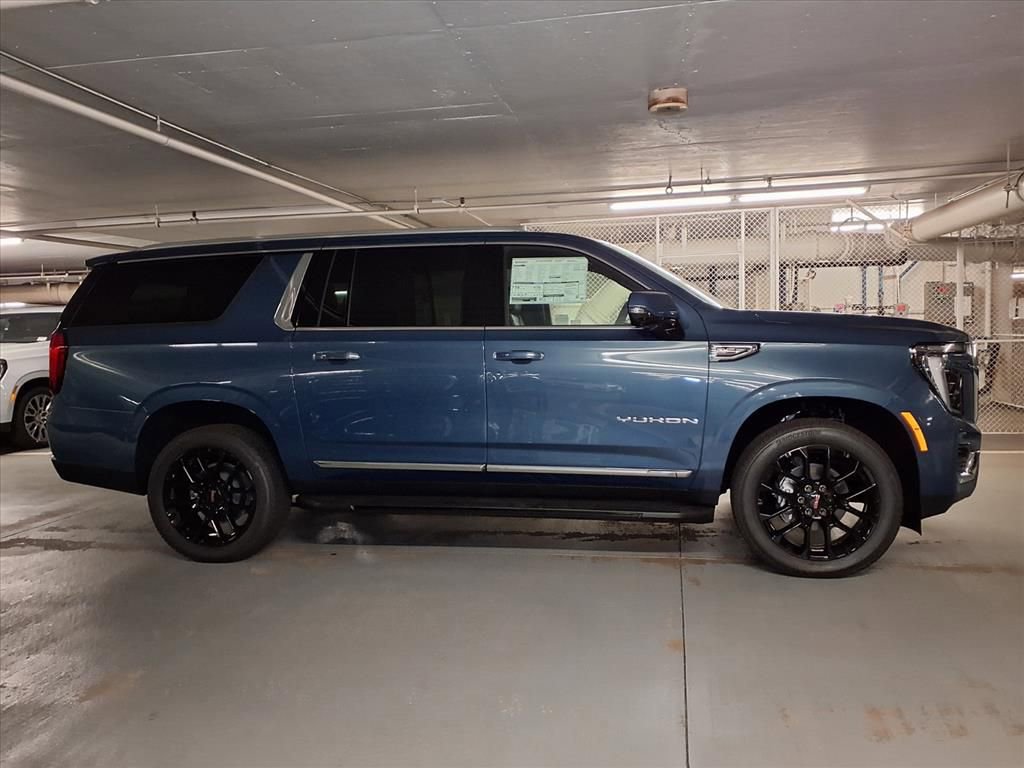 New 2026 GMC Yukon XL Elevation AWD/4WD image 4