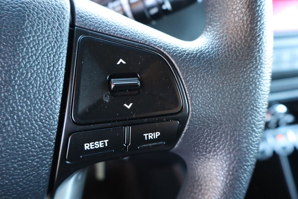 Used 2012 Kia Rio LX image 32