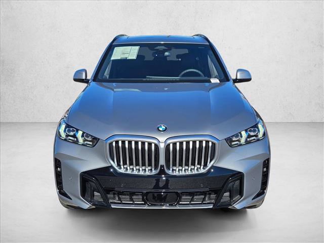 New 2026 BMW X5 xDrive40i w/ M Sport Package AWD/4WD image 6