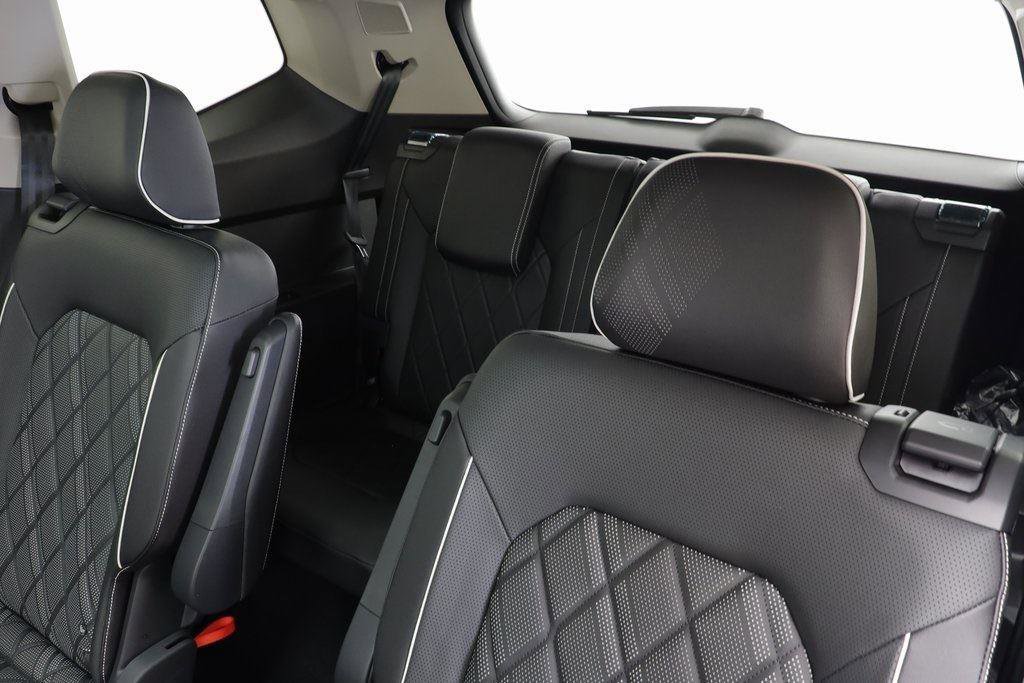 New 2026 Volkswagen Atlas SEL Premium R-Line image 15