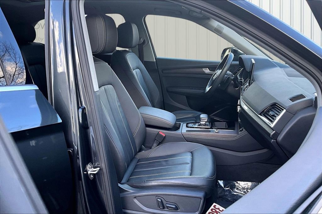 Used 2024 Audi Q5 2.0T Premium Plus w/ Premium Plus Package image 29