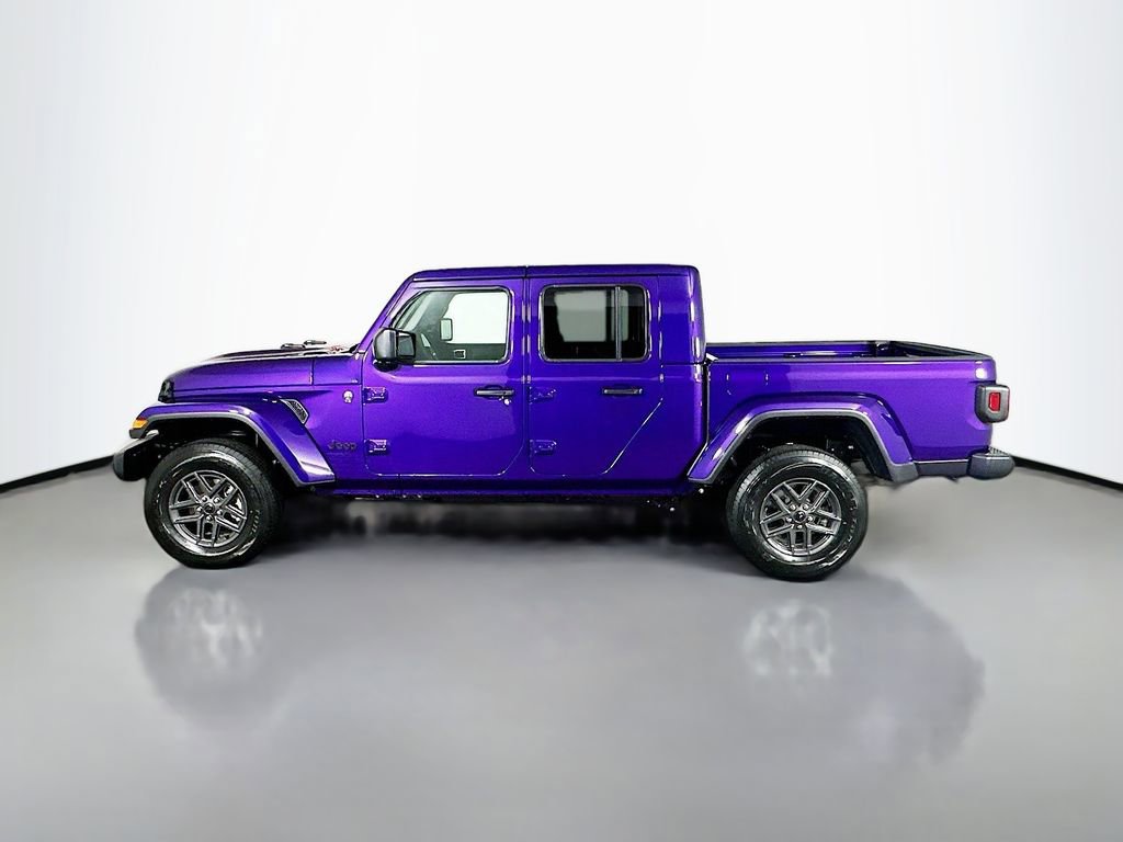 New 2026 Jeep Gladiator Sport AWD/4WD image 4