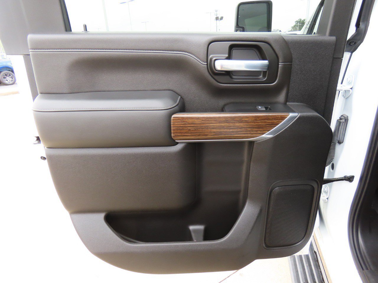 Used 2022 Chevrolet Silverado 3500 High Country w/ Technology Package image 19