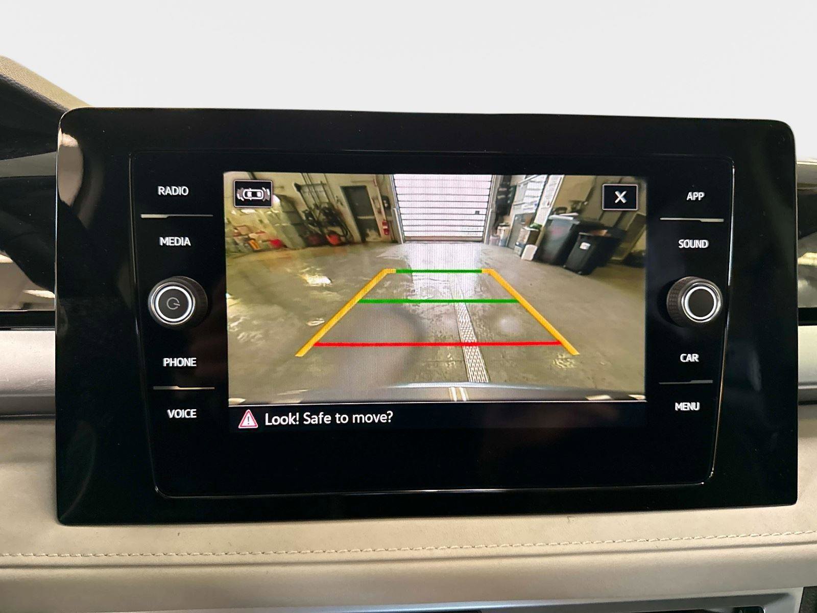 New 2026 Volkswagen Taos SE image 25