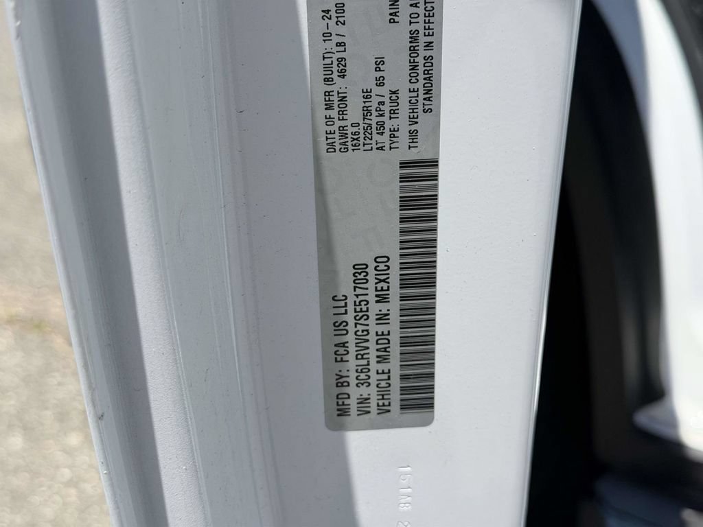 Used 2026 RAM ProMaster 2500 w/ Convenience Group FWD image 22