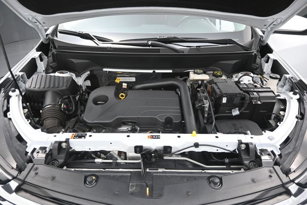 Used 2024 Chevrolet Equinox LT FWD image 12