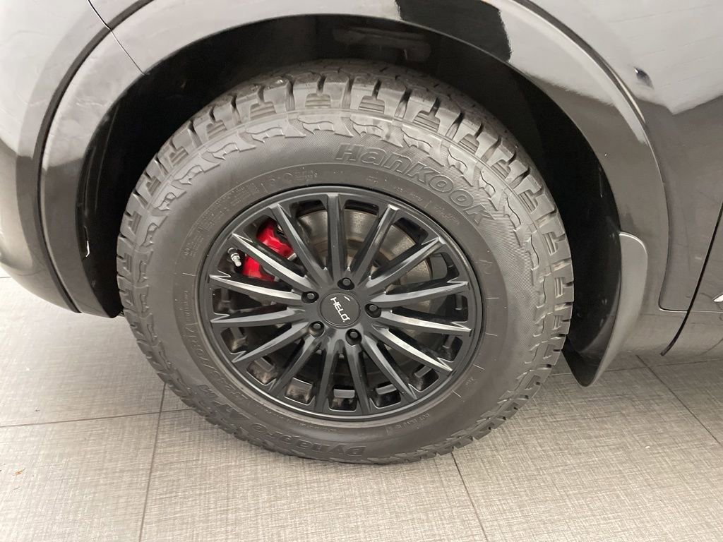 Used 2019 Kia Sorento SX w/ SX Touring Package image 11