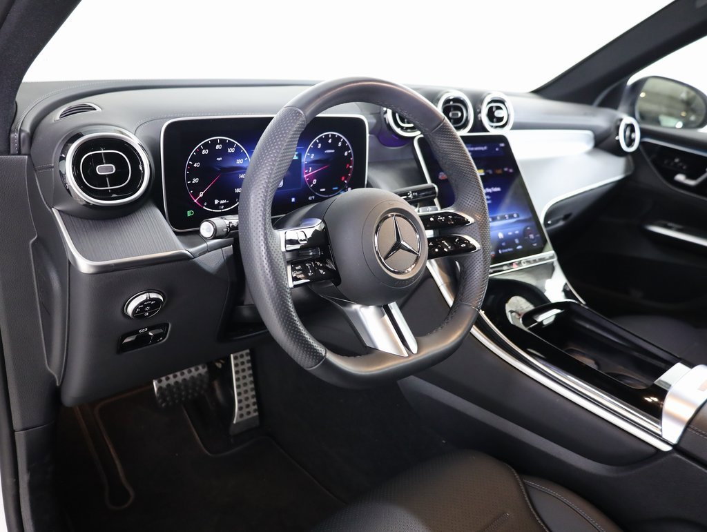 Certified 2025 Mercedes-Benz GLC 300 4MATIC image 25