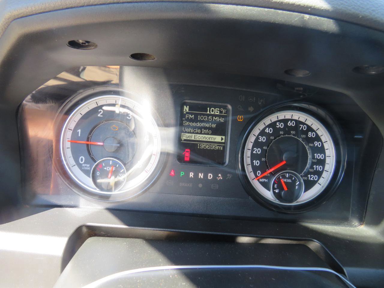 Used 2018 RAM 2500 Tradesman w/ Chrome Appearance Group image 13