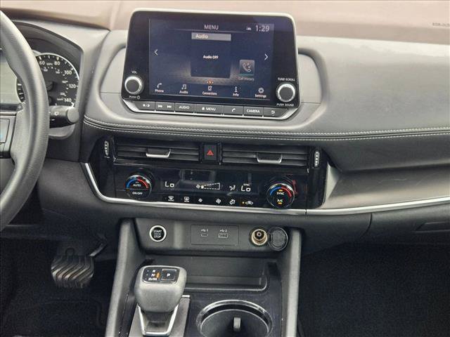 Used 2022 Nissan Rogue SV AWD/4WD image 13