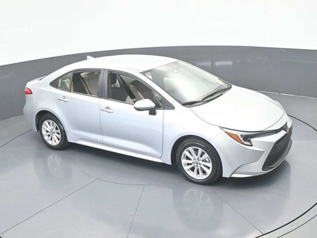 Used 2024 Toyota Corolla LE w/ LE Convenience Package image 42