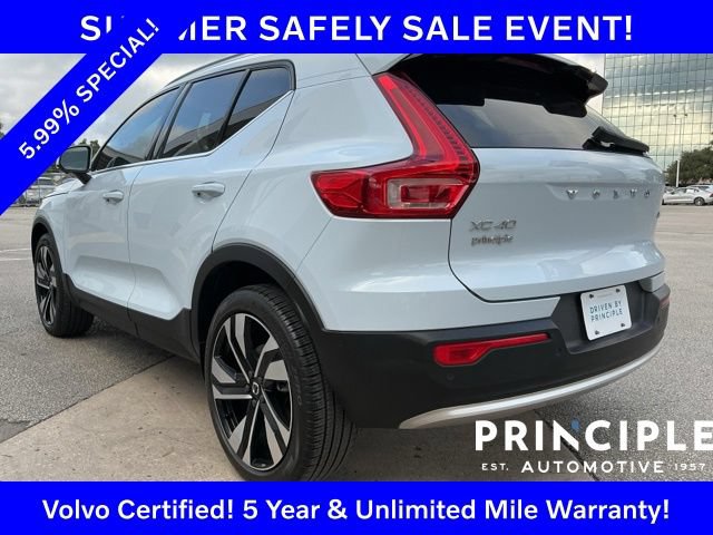 Certified 2024 Volvo XC40 B5 Ultimate w/ Climate Package AWD/4WD image 12