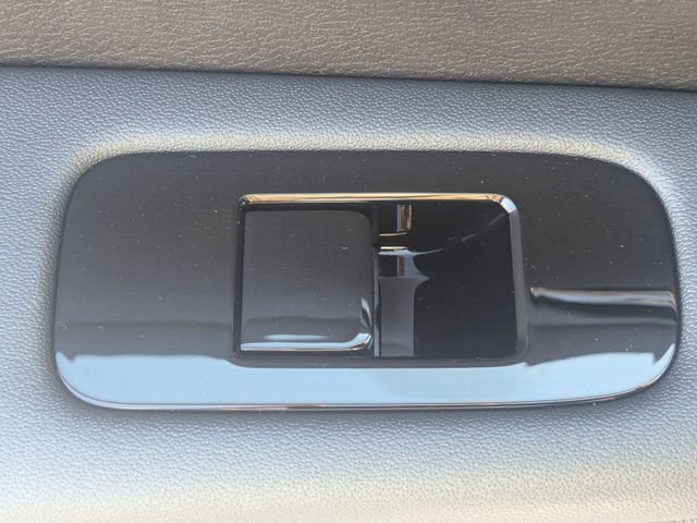 New 2026 Nissan Leaf w/ Floor Mat Package (S+) FWD image 24