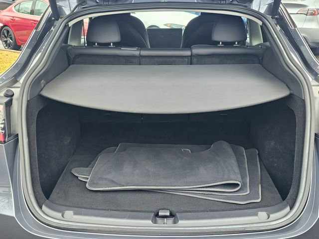 Used 2023 Tesla Model Y Long Range image 11