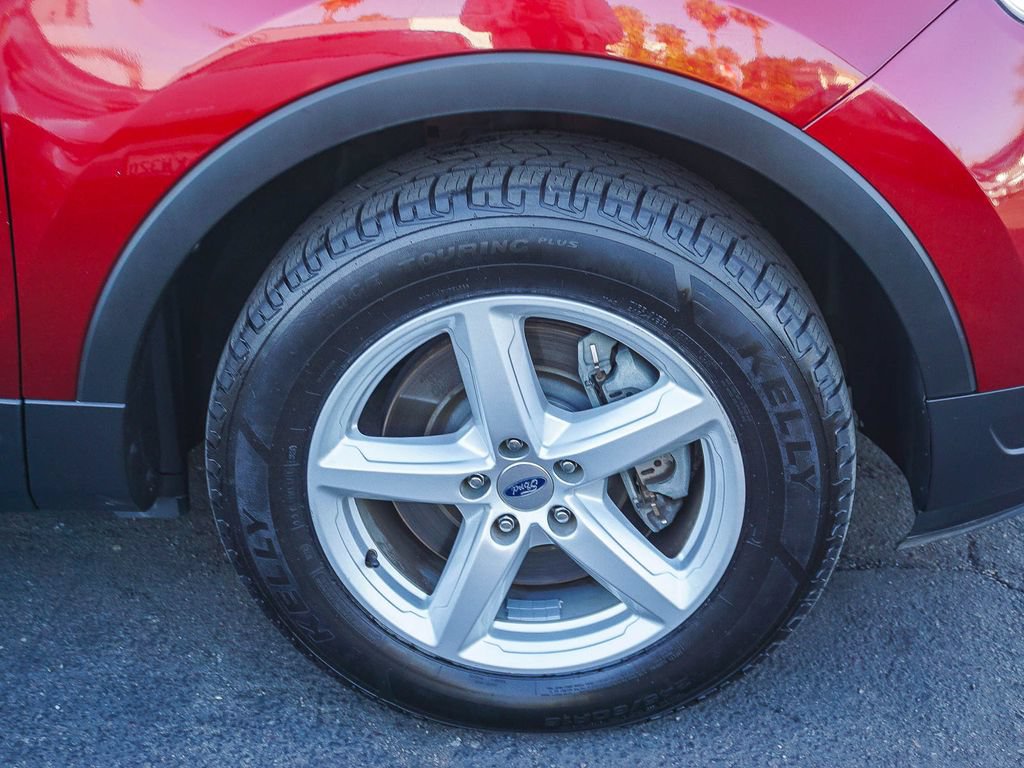 Used 2018 Ford Explorer XLT FWD image 10