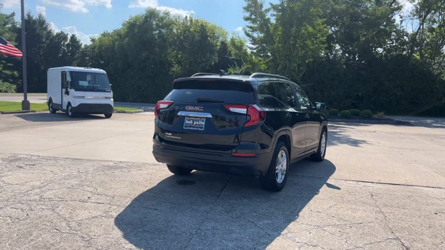 Used 2023 GMC Terrain SLE w/ Driver Convenience Package FWD image 8