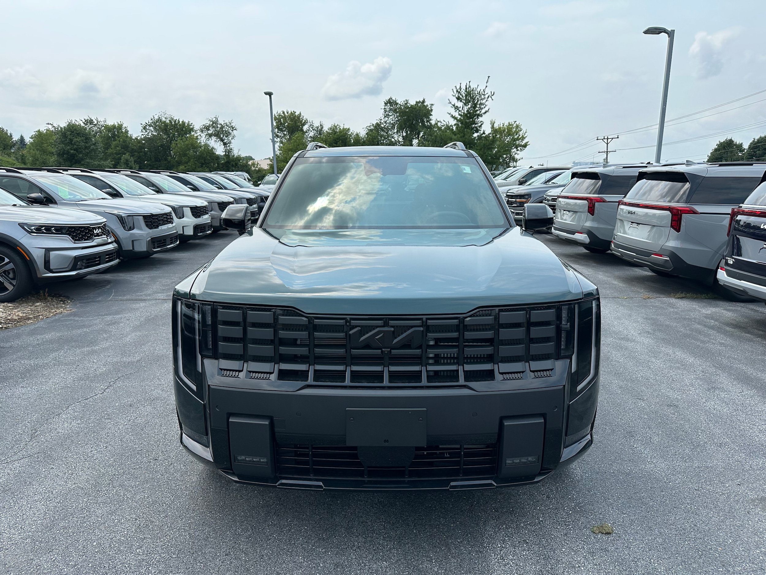 New 2027 Kia Telluride SX X-Line w/ Towing Package AWD/4WD image 2