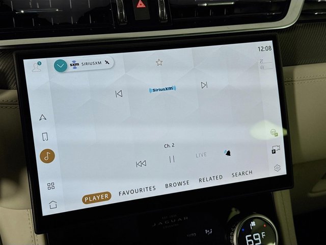 New 2026 Jaguar F-PACE SVR image 15