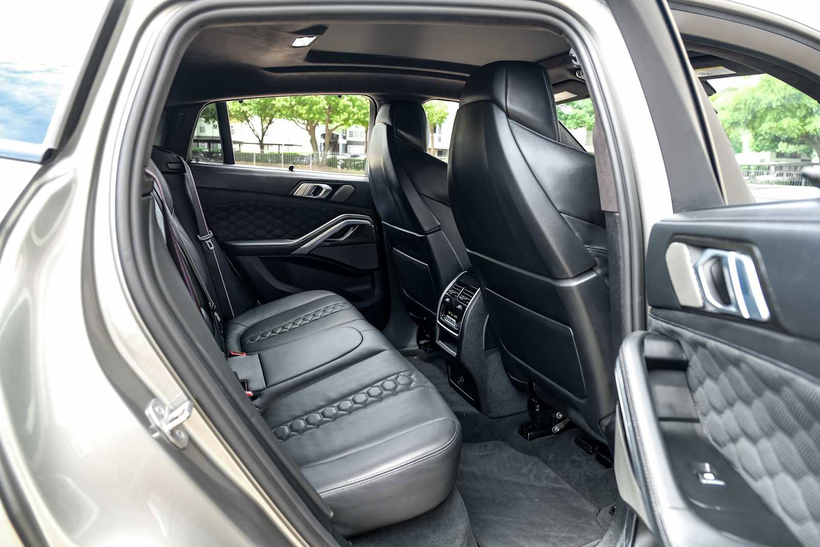 Used 2022 BMW X6 M w/ Competition Package AWD/4WD image 36