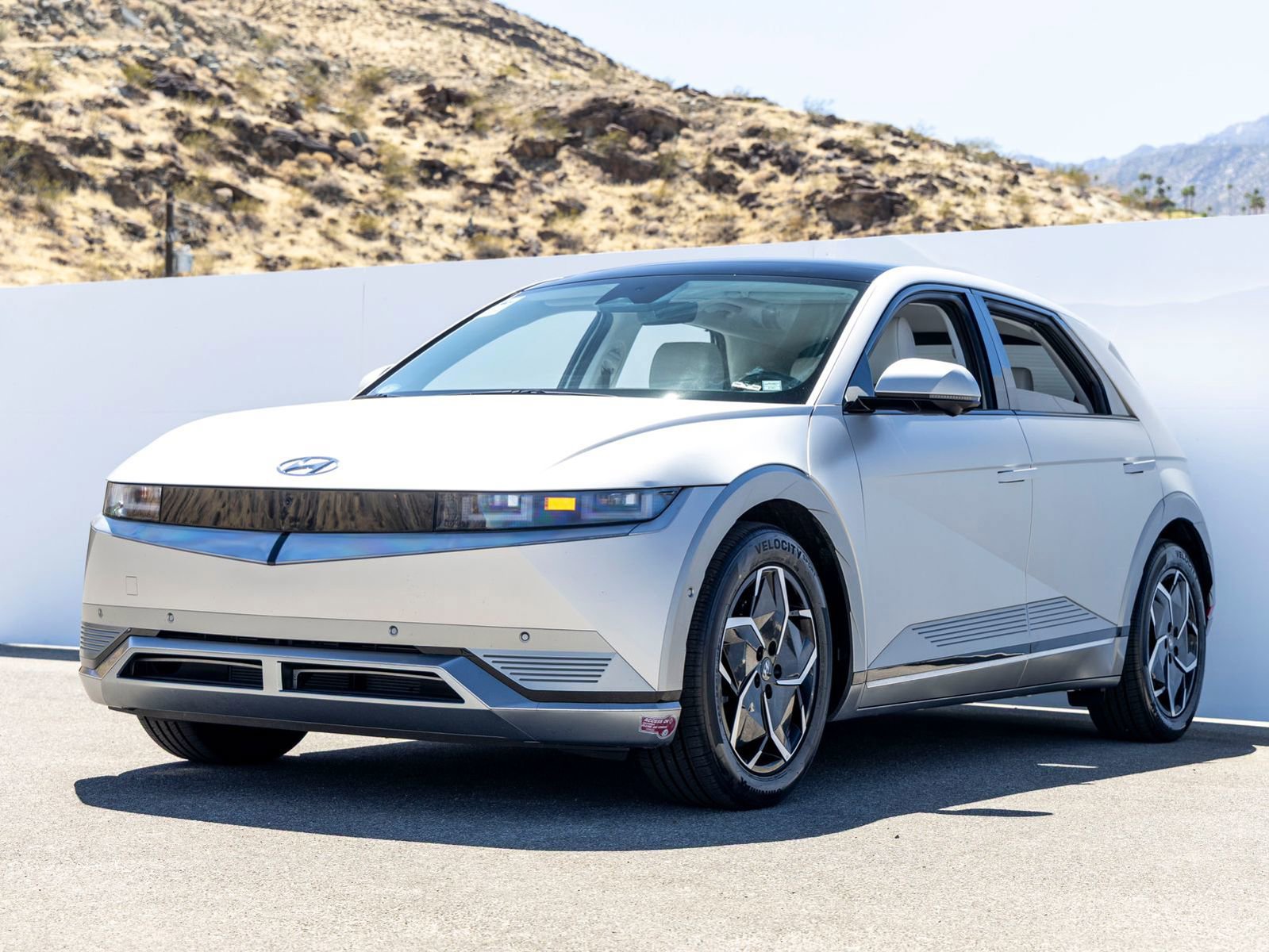 Used 2023 Hyundai Ioniq 5 Limited w/ Cargo Package RWD image 5