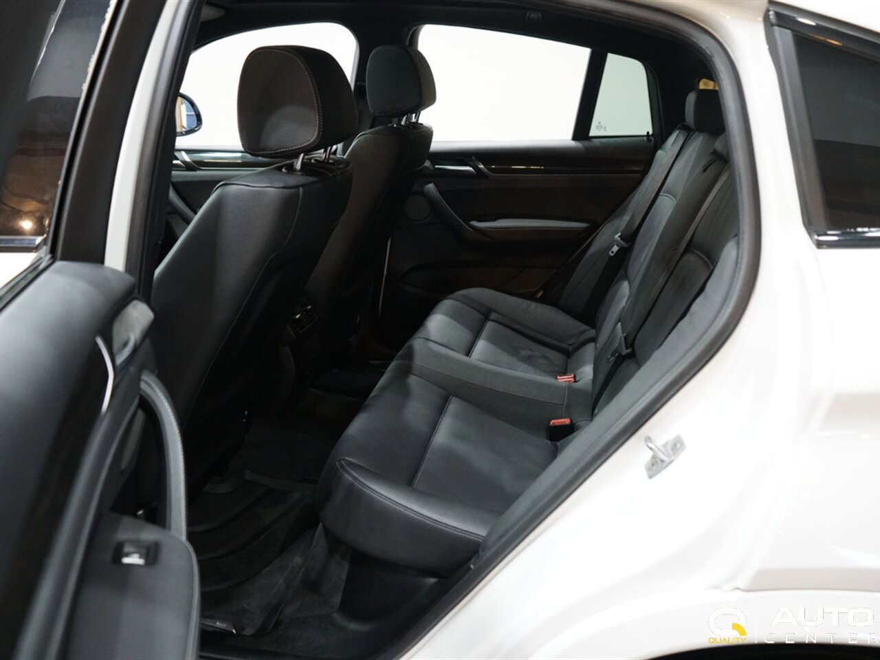 Used 2018 BMW X4 xDrive28i image 33