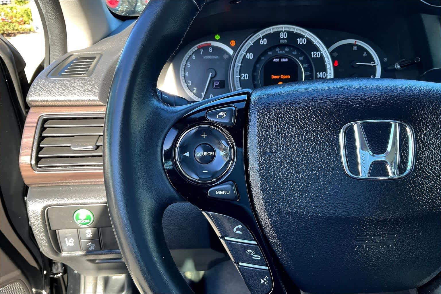 Used 2016 Honda Accord EX-L image 21