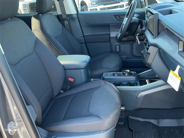 New 2025 Ford Maverick XL image 16