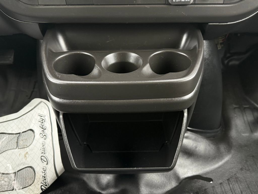 Used 2020 GMC Savana 3500 w/ Driver Convenience Package image 30