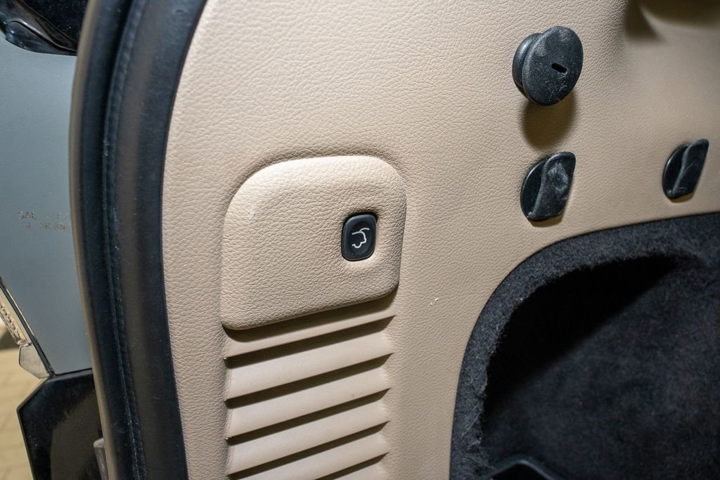 Used 2019 Jeep Grand Cherokee Limited w/ Trailer Tow Group IV image 7