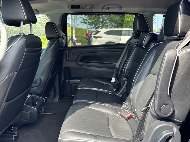 Used 2024 Honda Odyssey Elite image 11