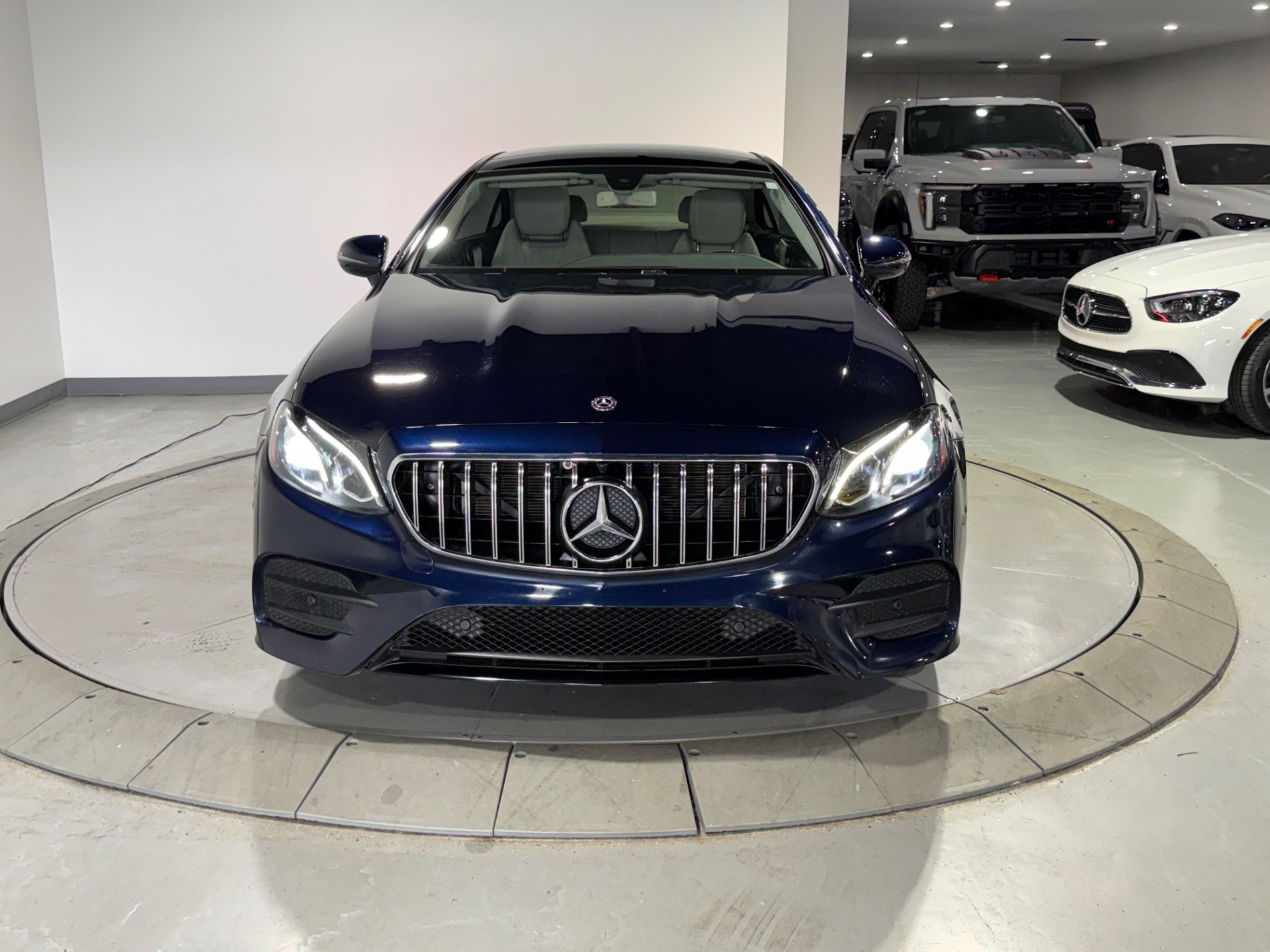 Used 2018 Mercedes-Benz E 400 4MATIC Coupe image 5