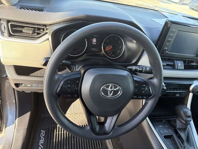 Certified 2019 Toyota RAV4 XLE w/ Convenience Package FWD image 16
