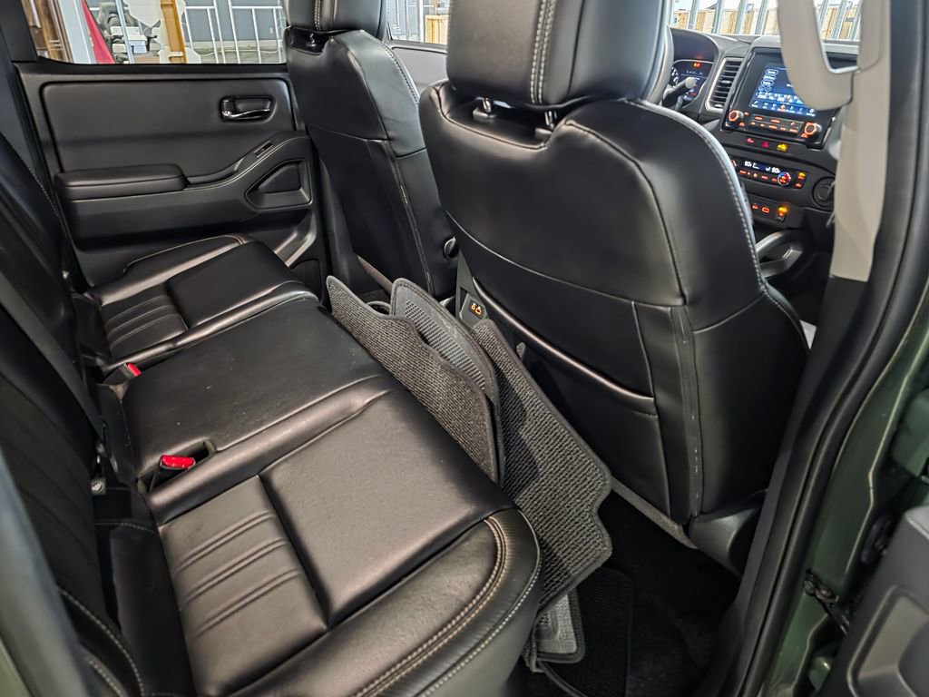 Used 2024 Nissan Frontier SL w/ Technology Package image 22