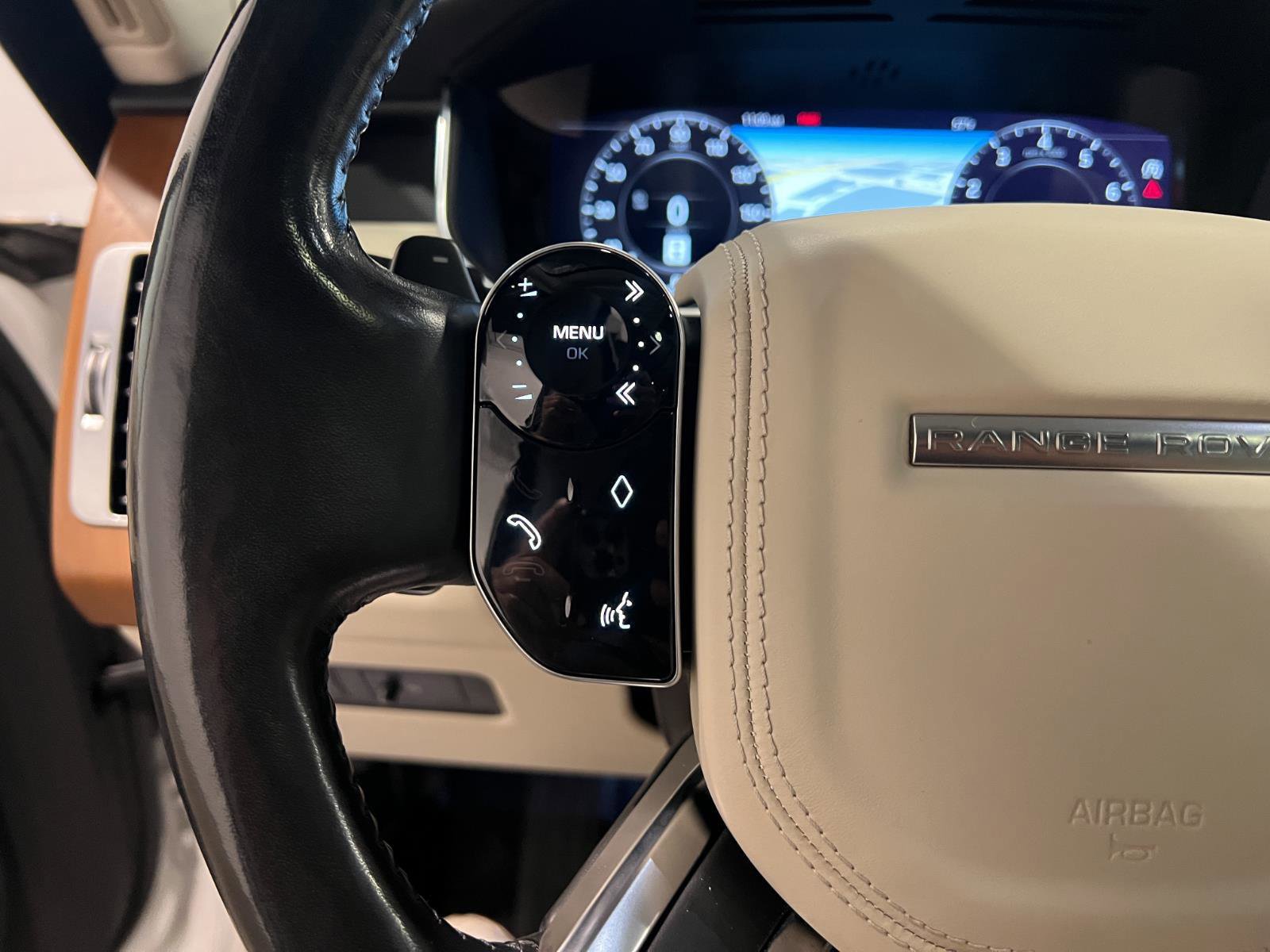 Used 2019 Land Rover Range Rover Supercharged AWD/4WD image 13