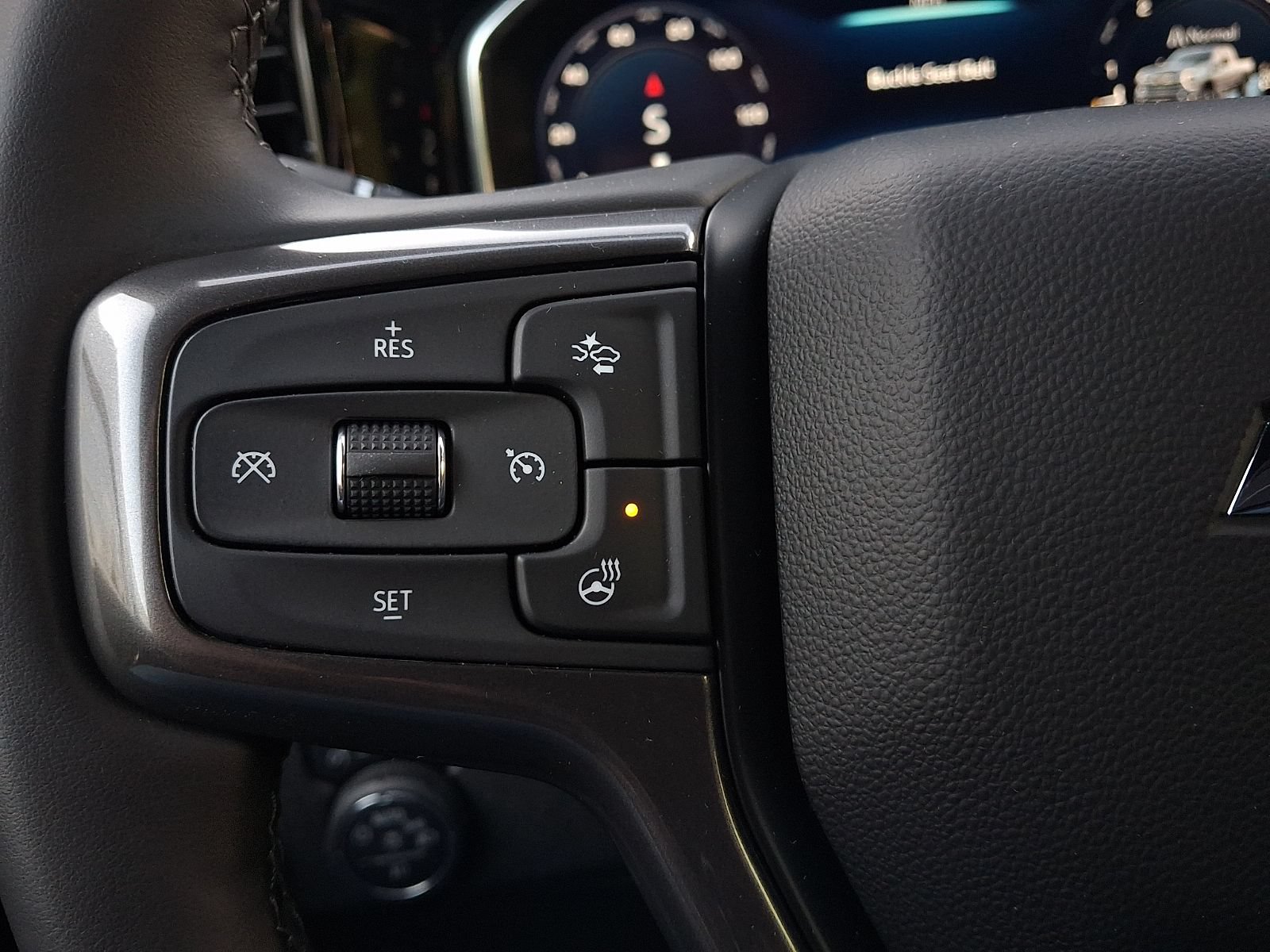 Used 2025 Chevrolet Silverado 2500 High Country w/ High Country Premium Package AWD/4WD image 22
