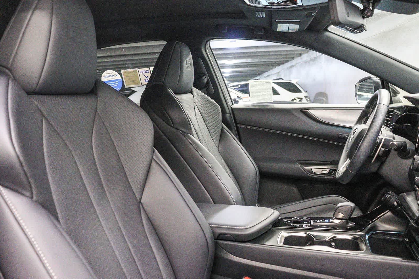 Used 2026 Lexus NX 450h+ F Sport AWD/4WD image 17