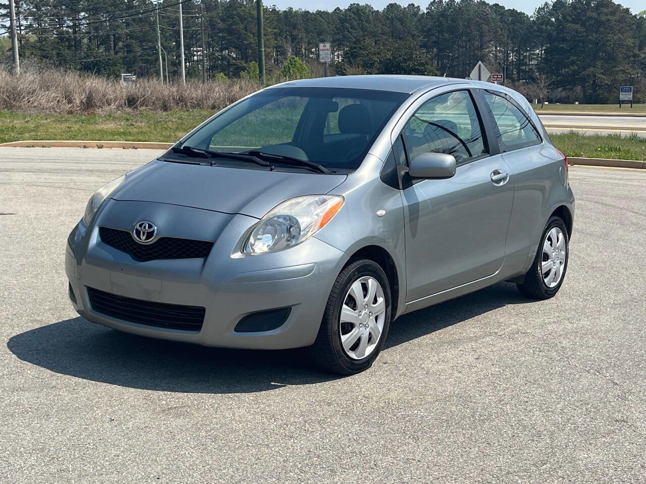 Used 2009 Toyota Yaris S image 2