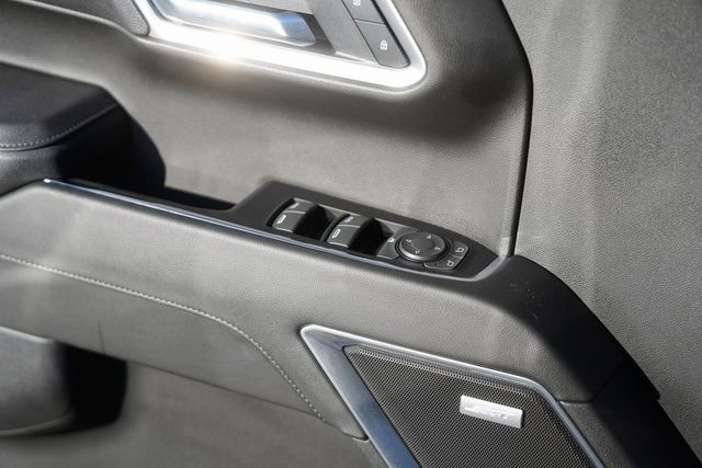Used 2025 GMC Sierra 1500 Elevation image 28