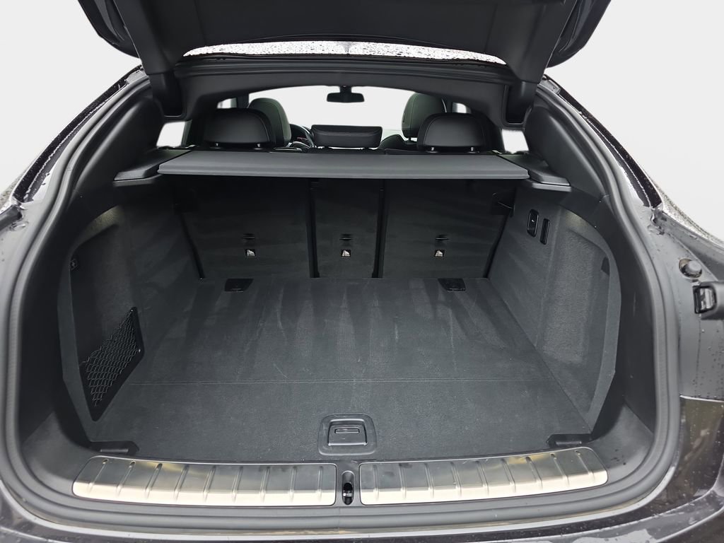 Used 2025 BMW X4 xDrive30i image 14