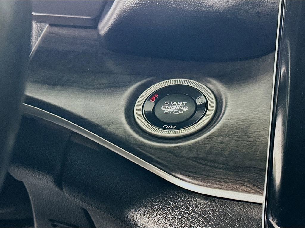 Certified 2021 Jeep Grand Cherokee L Limited image 22