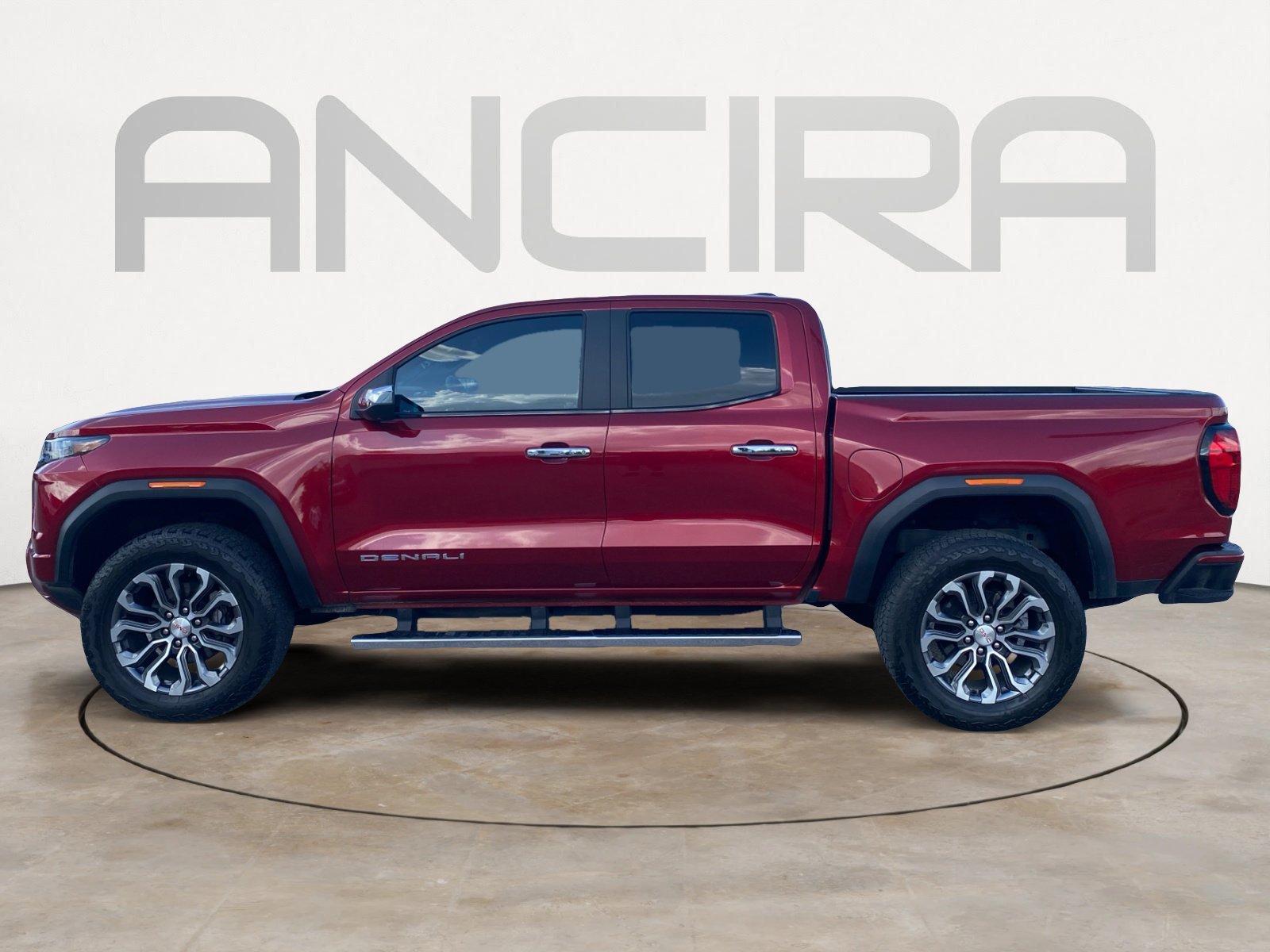 Used 2023 GMC Canyon Denali image 7