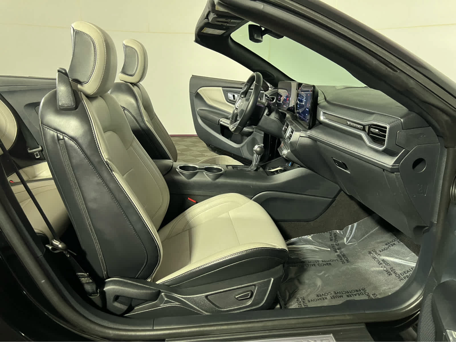 Used 2024 Ford Mustang Premium RWD image 24