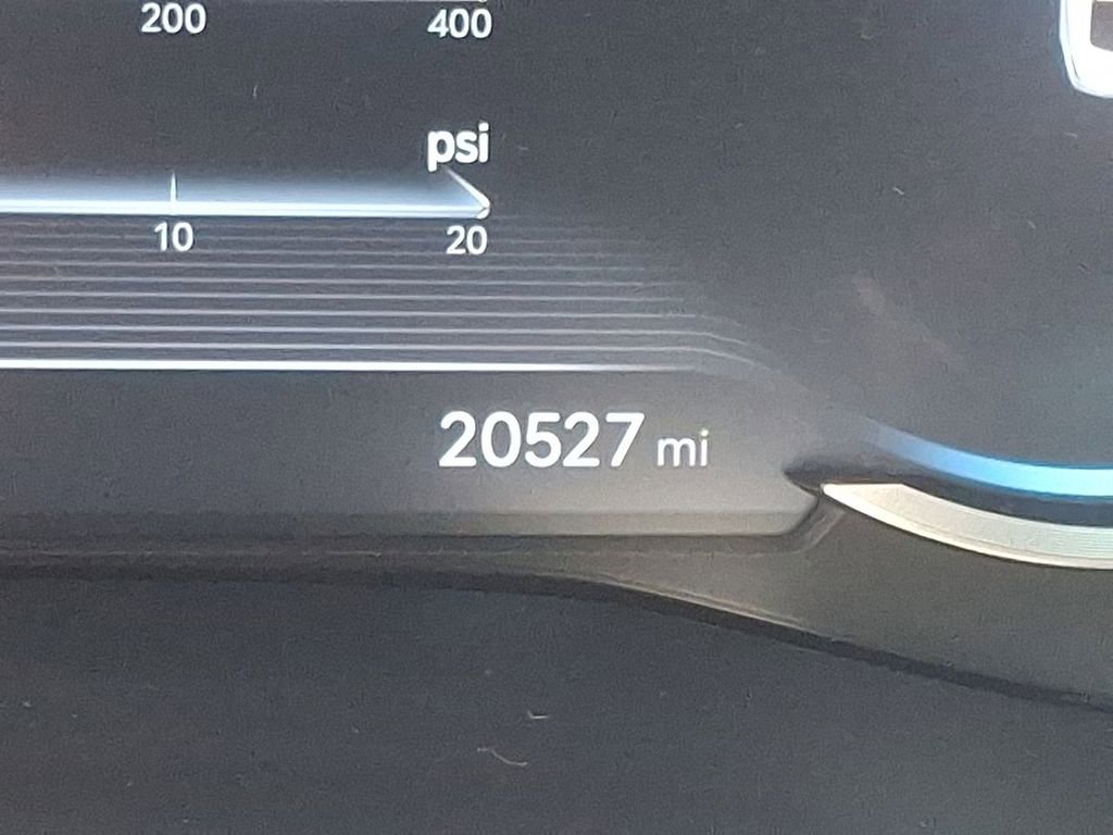 Used 2023 Genesis G70 3.3T w/ Sport Advanced Package image 13