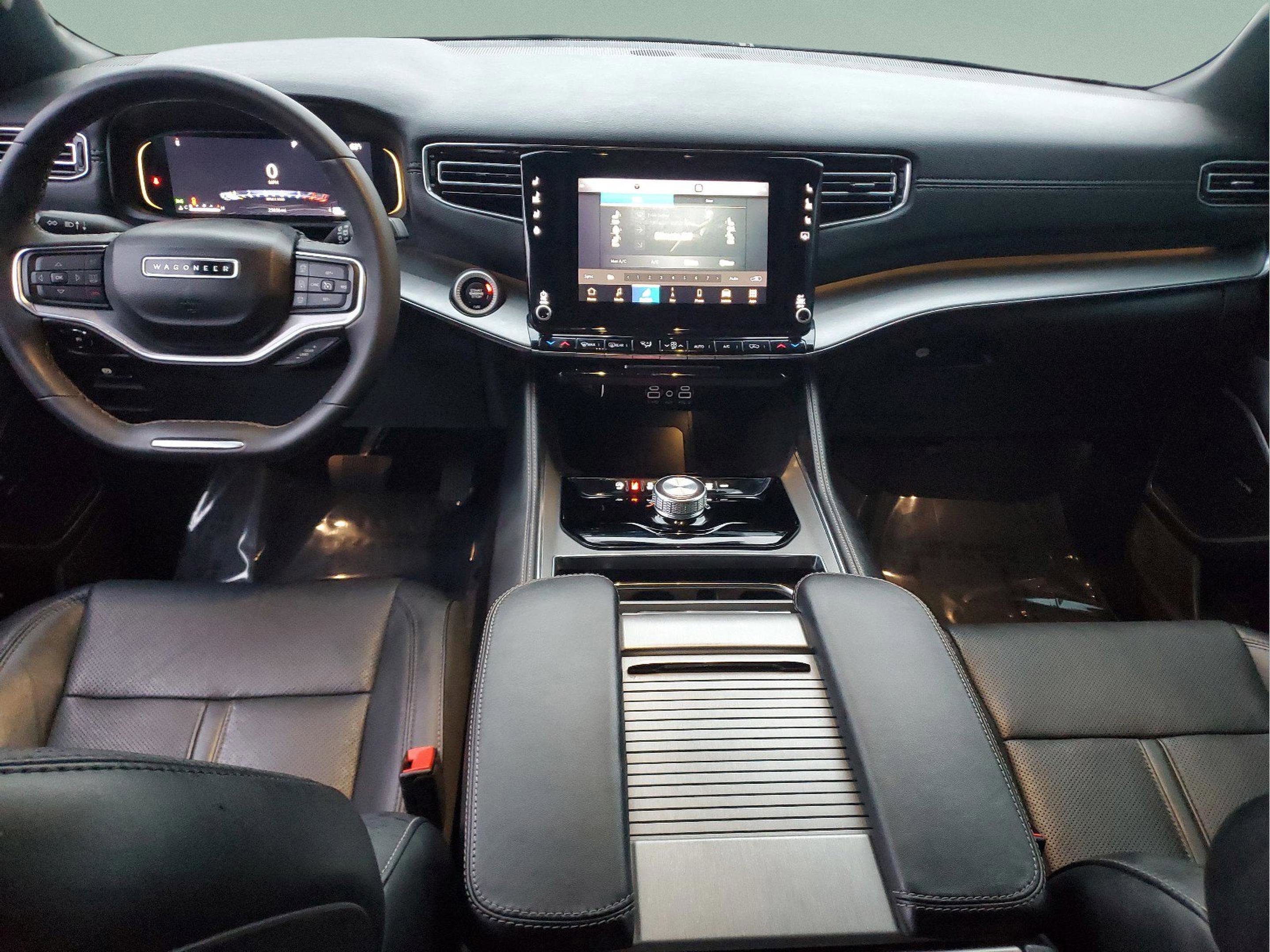 Used 2023 Jeep Wagoneer Series II image 10