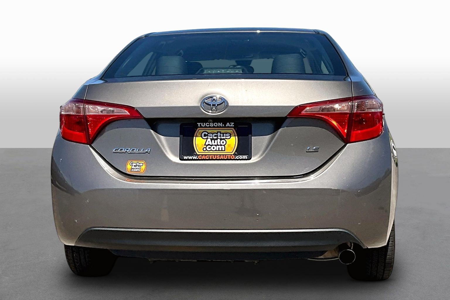 Used 2018 Toyota Corolla LE FWD image 4