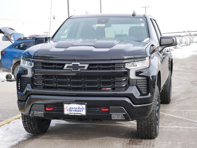 Used 2022 Chevrolet Silverado 1500 LT Trail Boss image 3