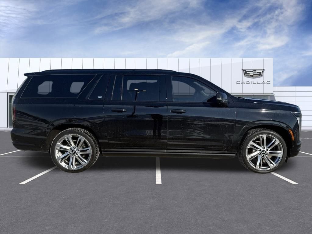 Certified 2025 Cadillac Escalade ESV Sport Platinum image 2